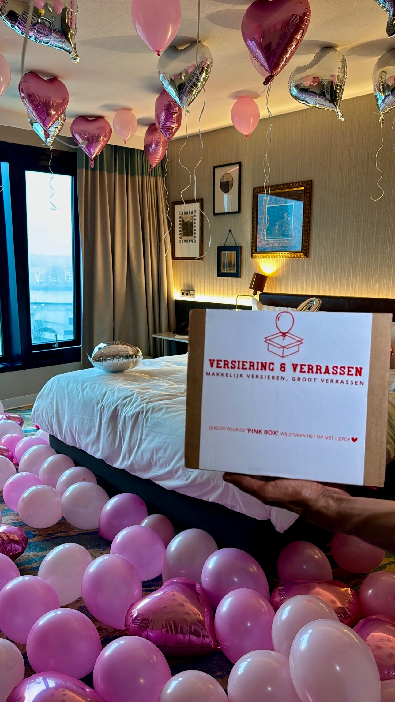 PINK BOX